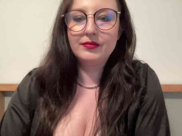 DorothyKiss webcam