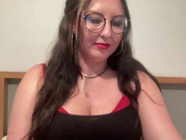DorothyKiss webcam