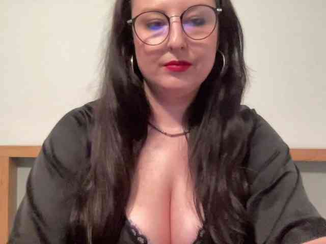 DorothyKiss webcam