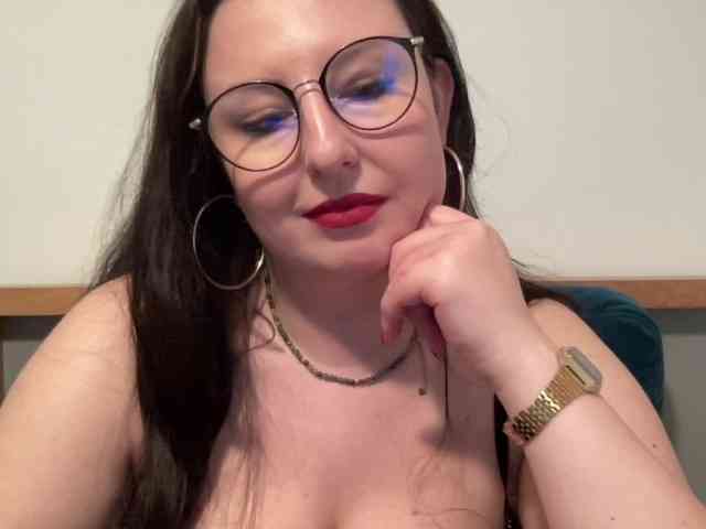 DorothyKiss webcam