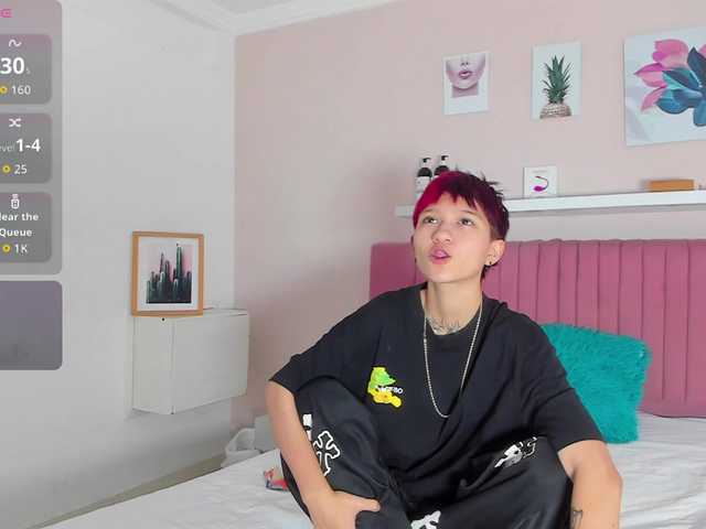 Jessi-Rossee Live Cam on BongaCams