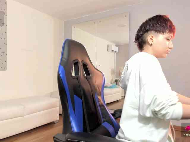 Jessi-Rossee webcam