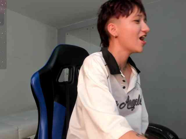 Jessi-Rossee webcam