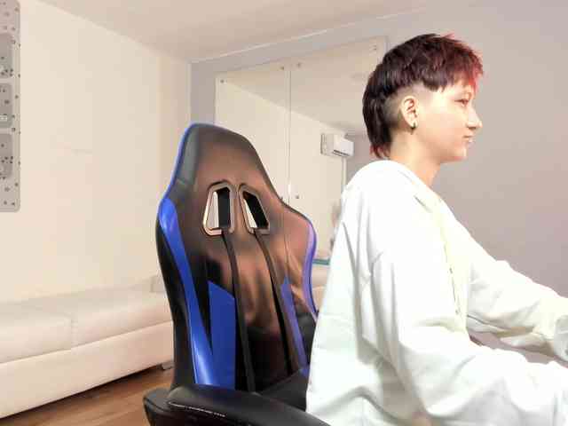 Jessi-Rossee webcam