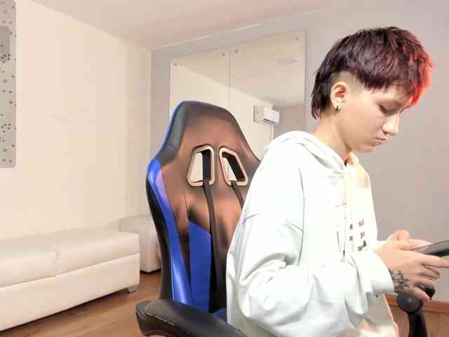 Jessi-Rossee webcam