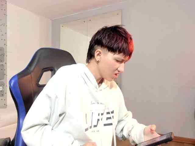 Jessi-Rossee webcam