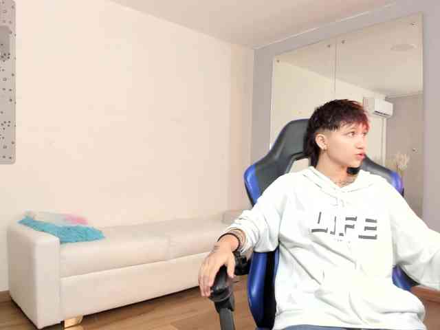 Jessi-Rossee webcam