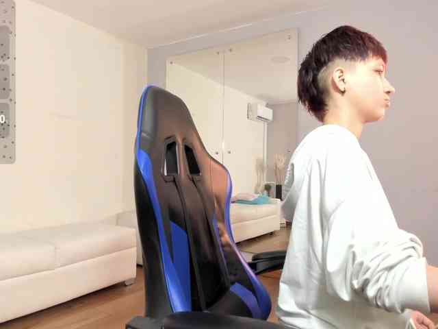 Jessi-Rossee webcam