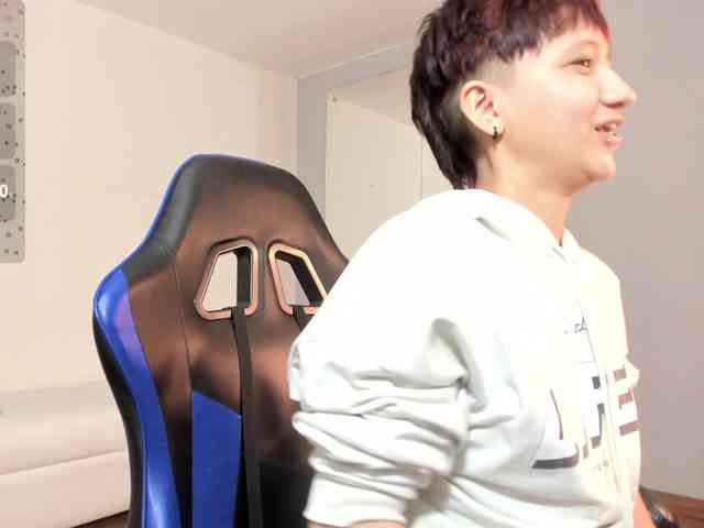 Jessi-Rossee webcam