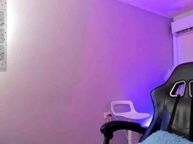 Jessi-Rossee Live Webcam on BongaCams