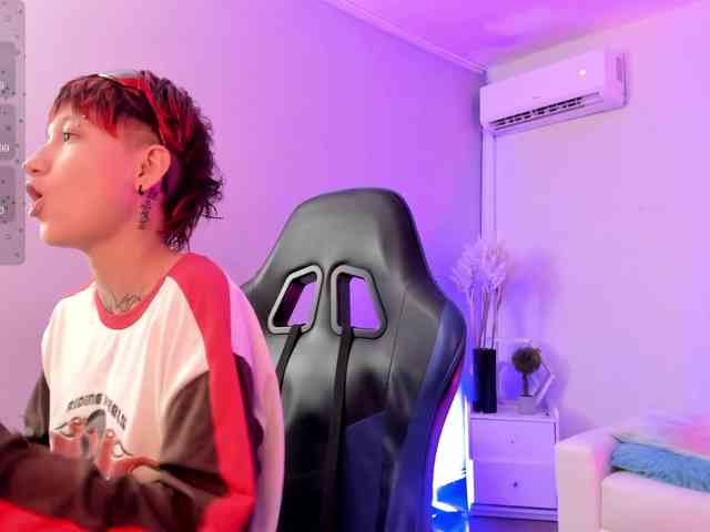 Jessi-Rossee webcam
