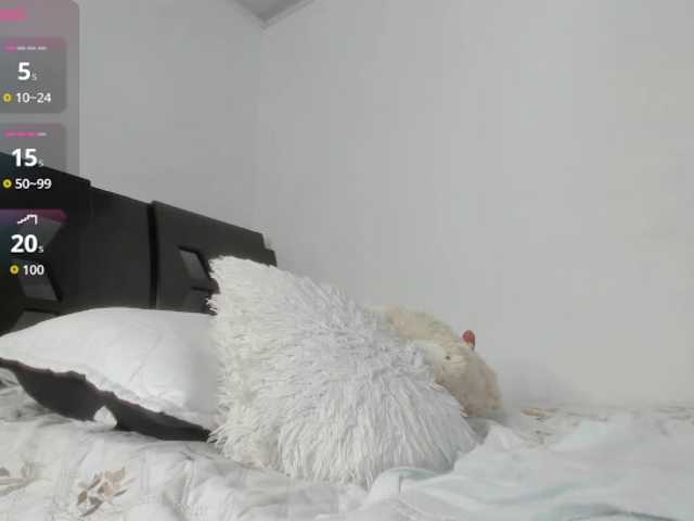 Dakotacarvajal live cam on BongaCams