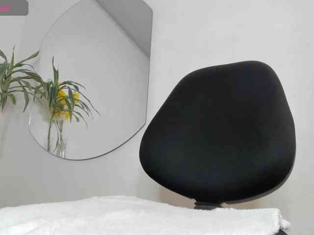 dakotacarvajal webcam