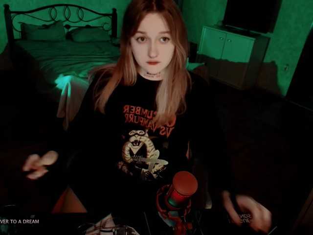 raingurl, live now on BongaCams