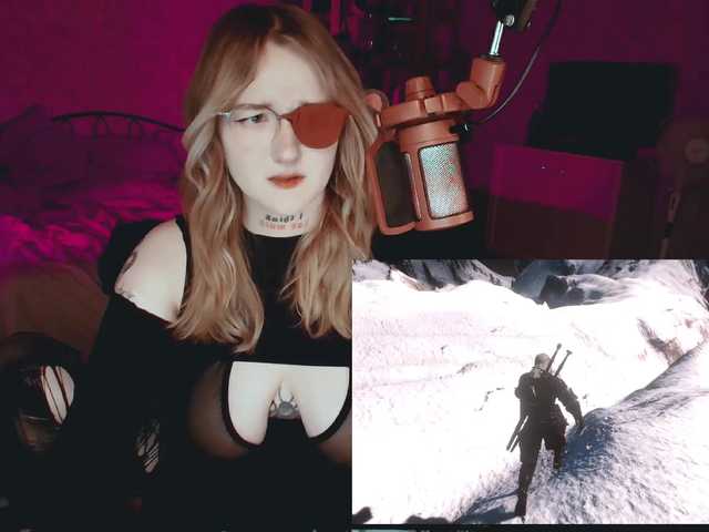 le modèle raingurl est en webcam porno dans un show sur le site bongacams, il possède les tags suivants: White/Caucasian,Redhead,Shaved