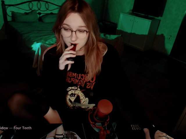 raingurl, en directo ahora en BongaCams