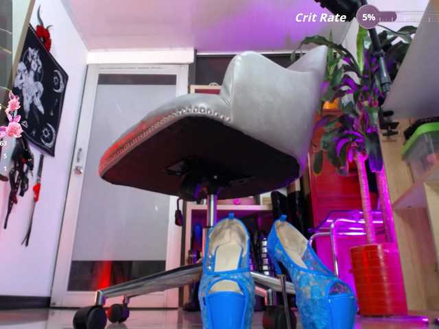 saralovens live cam on BongaCams