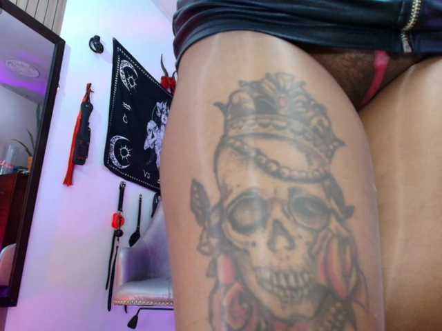 saralovens live cam on BongaCams