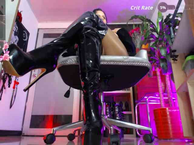Miss_Saralovens webcam