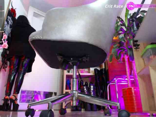 Miss_Saralovens webcam