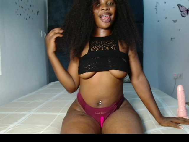 Ebonnyy live cam on BongaCams