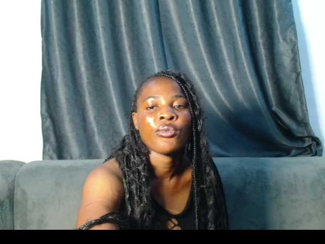 Ebonnyy live cam on BongaCams