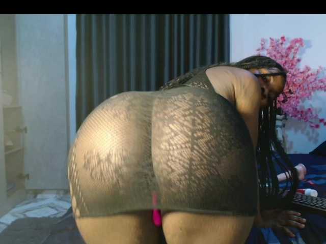 Ebonnyy live cam on BongaCams