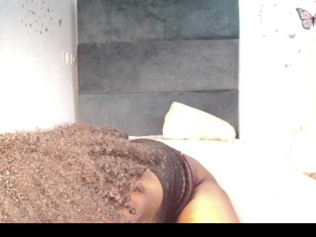 Ebonnyy live cam on BongaCams