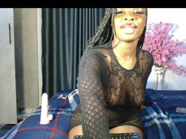 Ebonnyy live cam on BongaCams