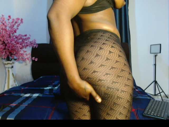 Ebonnyy live cam on BongaCams