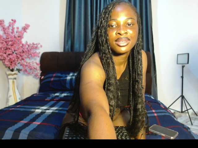 Ebonnyy live cam on BongaCams