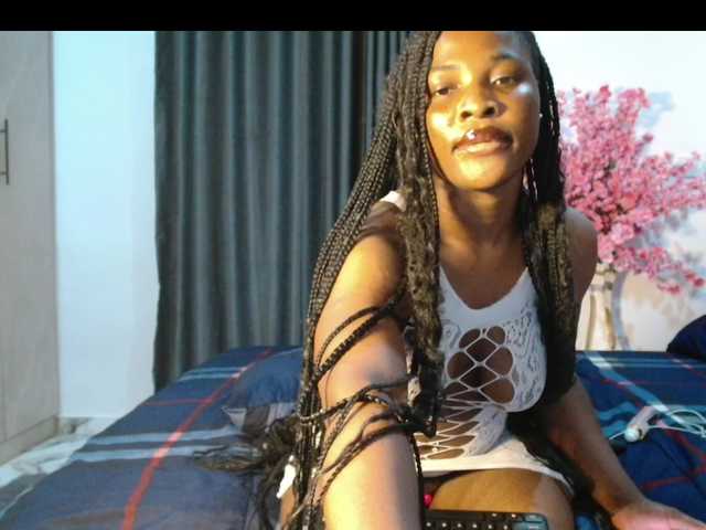 Ebonnyy live cam on BongaCams