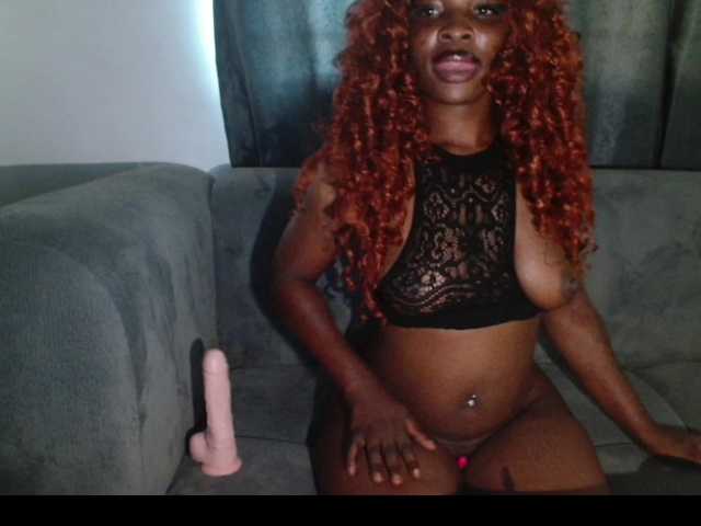 Ebonnyy live cam on BongaCams