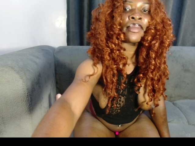Ebonnyy live cam on BongaCams