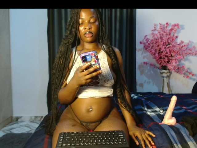 Ebonnyy live cam on BongaCams