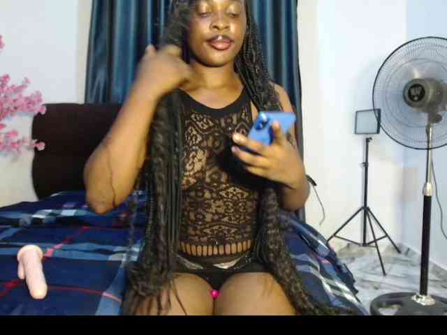 Ebonnyy Live Webcam on BongaCams
