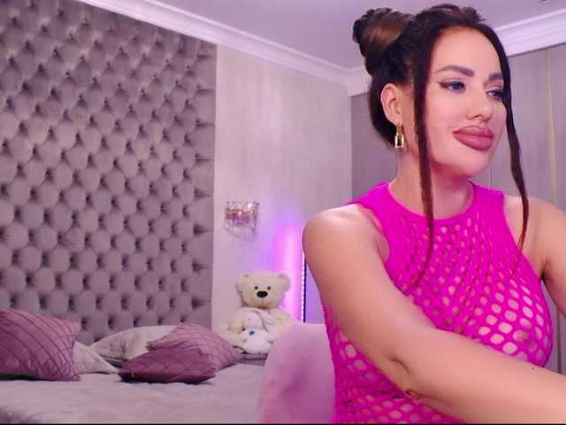 TianaPosh live webcam show