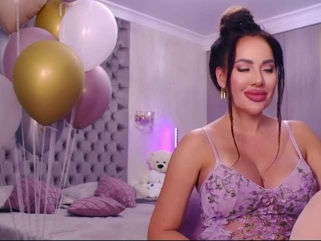TianaPosh live cam on BongaCams
