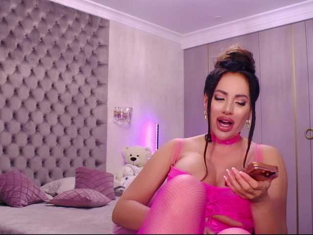TianaPosh live webcam show