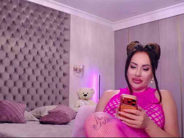TianaPosh webcam