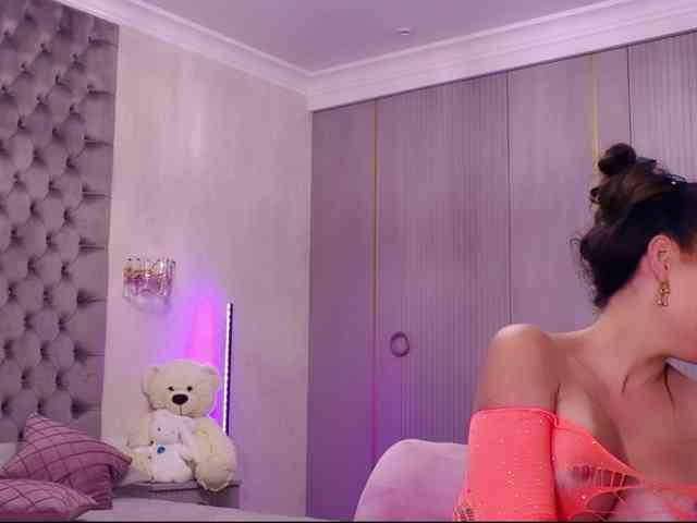 TianaPosh webcam