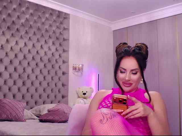 TianaPosh webcam