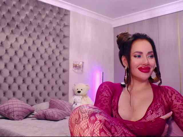 TianaPosh webcam
