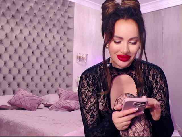 TianaPosh Live Webcam on BongaCams
