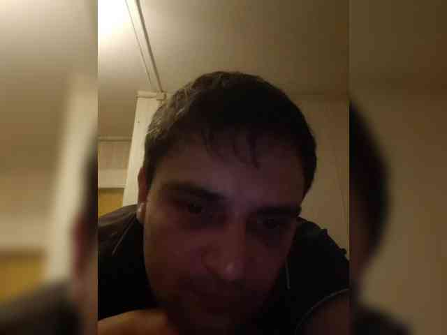Gintonik98 Live Webcam on BongaCams