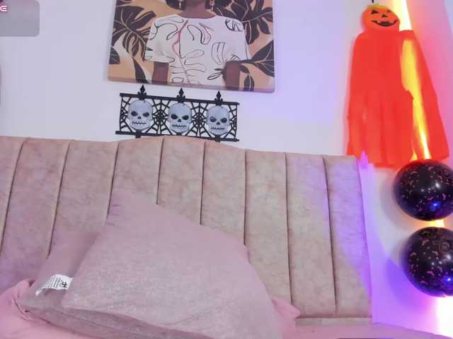 AnnaRoss live cam on BongaCams