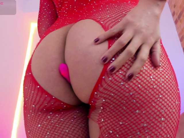 AnnaRoss live cam on BongaCams
