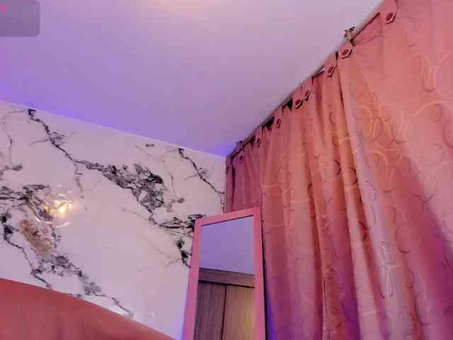 AnnaRoss webcam