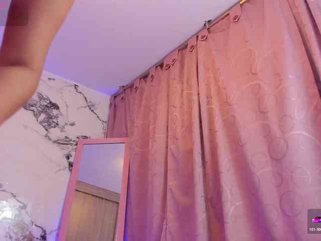 AnnaRoss webcam