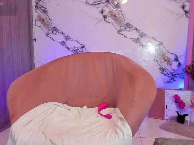 AnnaRoss webcam